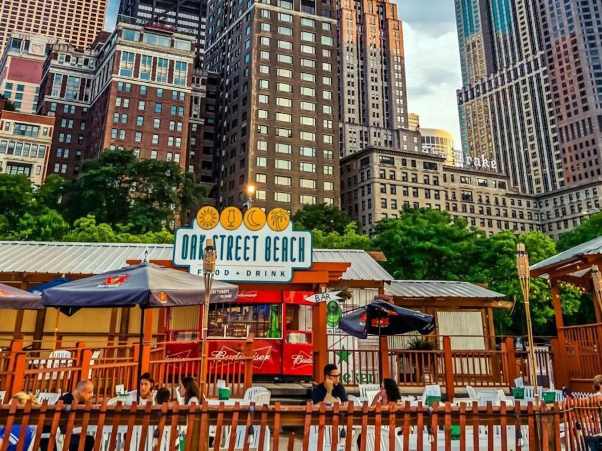 Level Chicago - Old Town Hotel Exterior photo